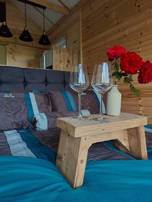 Riverside Cabin Limerick Junction エクステリア 写真